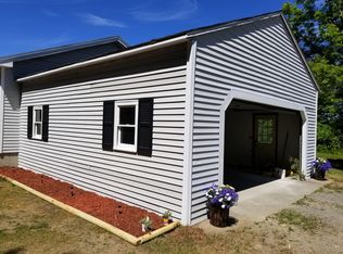 95 Mercer Rd, Norridgewock, ME 04957