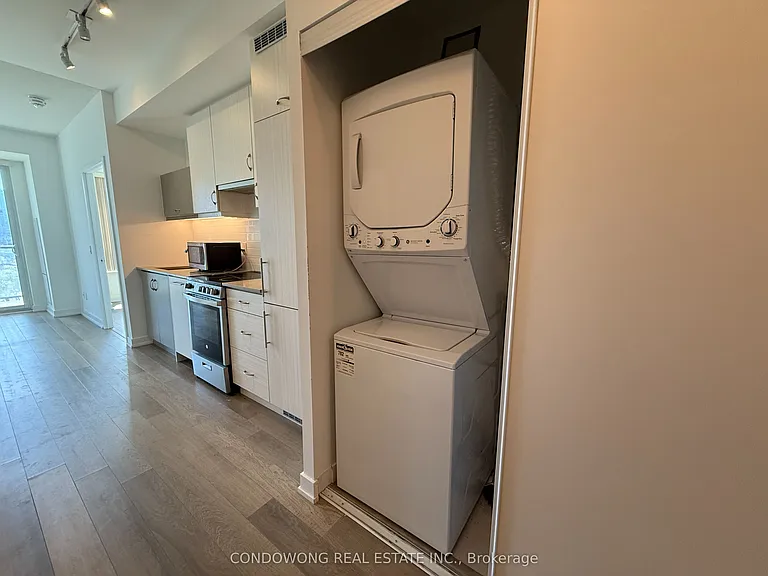 181 Huron St #1202 — Photo 9