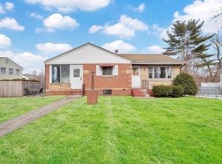 41 Hardy St, Springfield, MA 01129