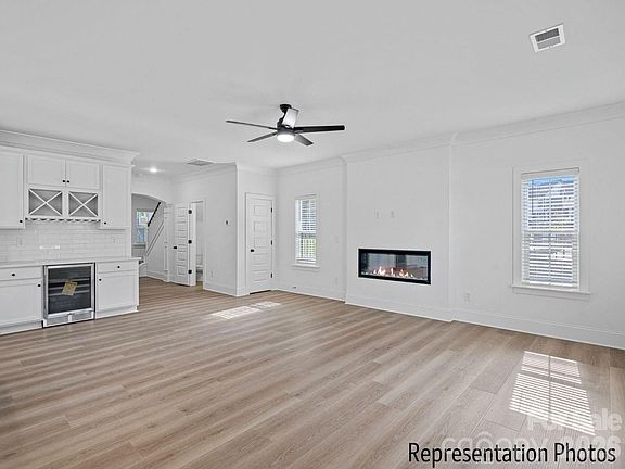 5th image of 1242 N Sharon Amity Rd