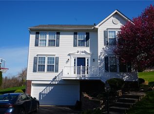 121 Tartan Dr, Greensburg, PA 15601