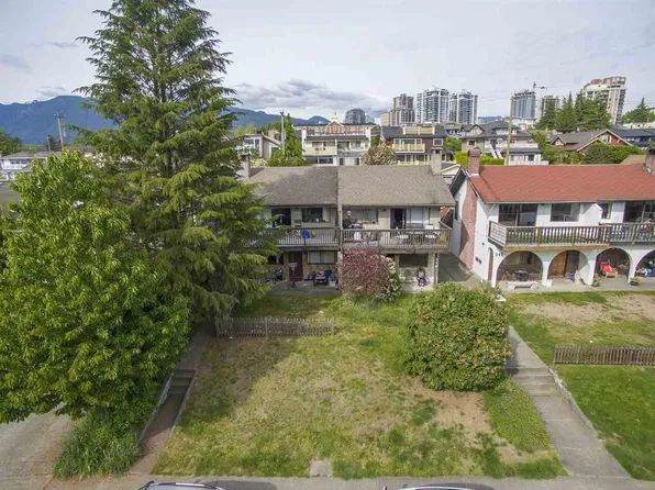 246 W 5th St, North Vancouver, BC V7M 1K1