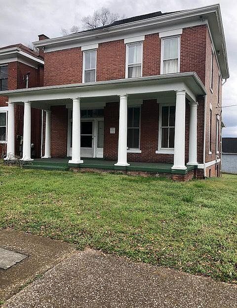 1st image of 904 E M L King Blvd