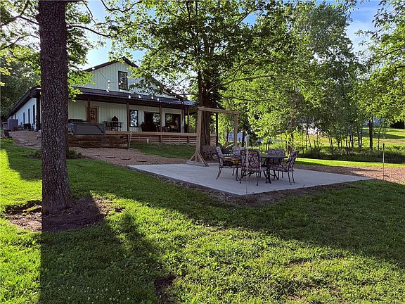 4th image of 31745 Sleigh Ln