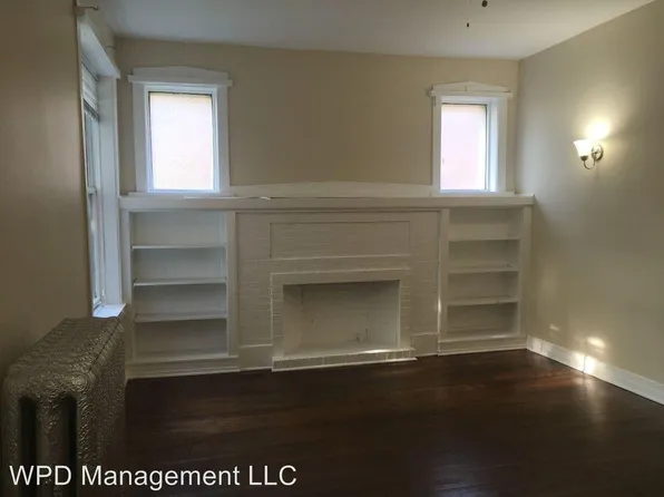 6124 S Eberhart Ave, Chicago, IL 60637