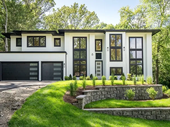 8 Winston Rd, Lexington, MA 02421