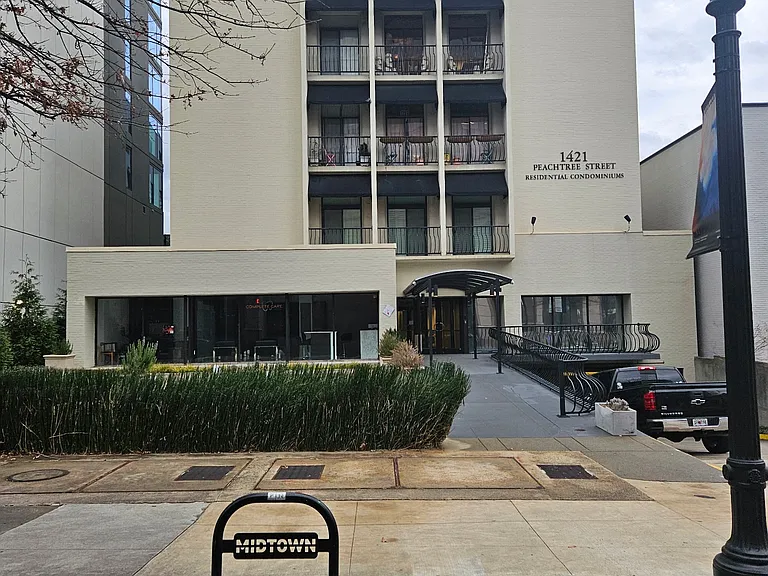 1421 Peachtree St NE #305 — Photo 1