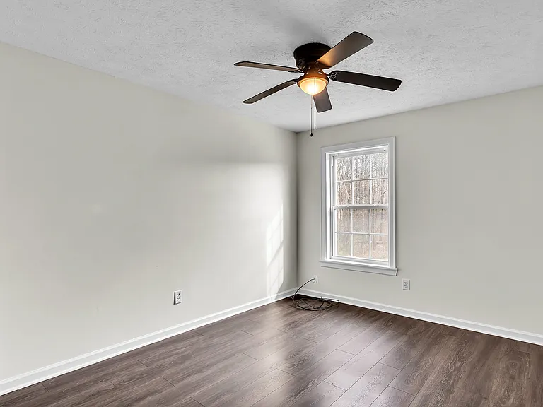 1056 N Montgomery St #B-2 — Photo 16