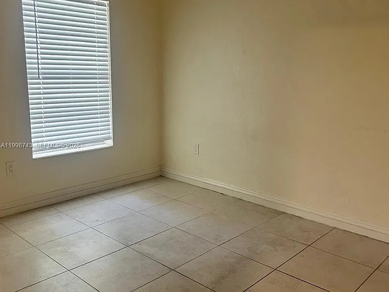 1205 Mariposa Ave #219 — Photo 8