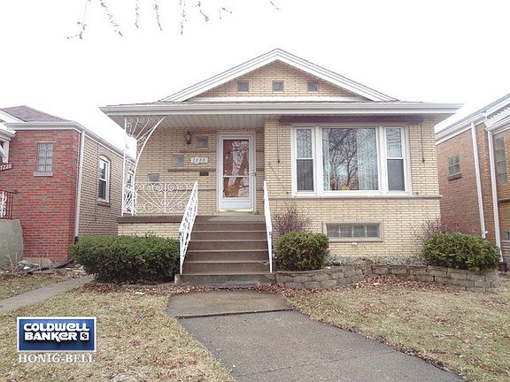 3rd image of 7226 S Christiana Ave