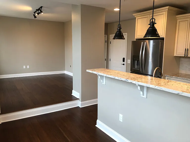 11 W Market St #405 — Photo 3