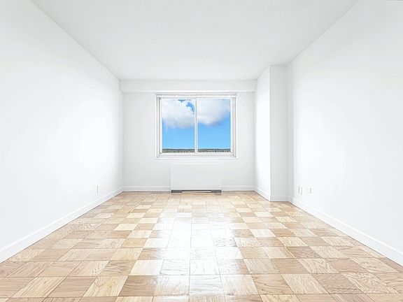 2nd image of 2600 Netherland Ave APT 2906