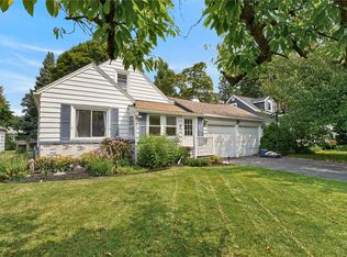 304 Garford Rd, Irondequoit, NY 14622
