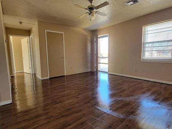 4th image of 1404 Becky Ct #1404