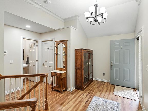 5th image of 3009 E Stone Ledge Blvd