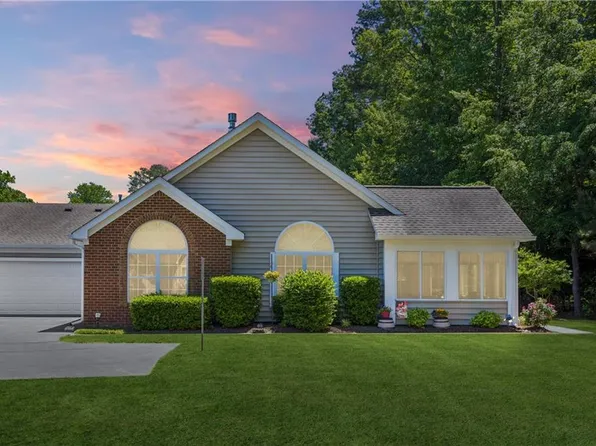 218 Rainbrook Way, Yorktown, VA 23692