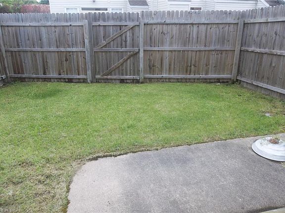 3rd image of 3208 Dunnebrook Dr