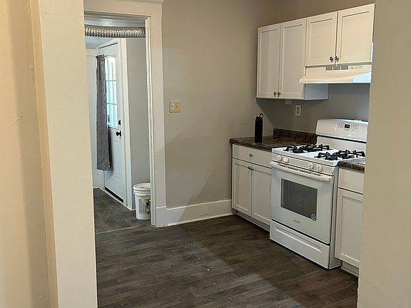 2nd image of 134 E Main St