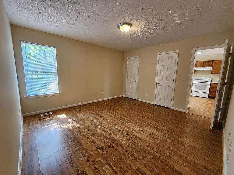 2635 Poplar Ln — Photo 21