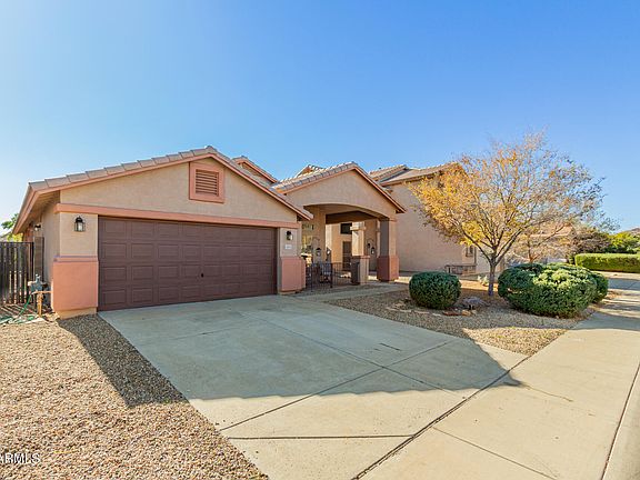 2nd image of 43941 W GRIFFIS Drive
