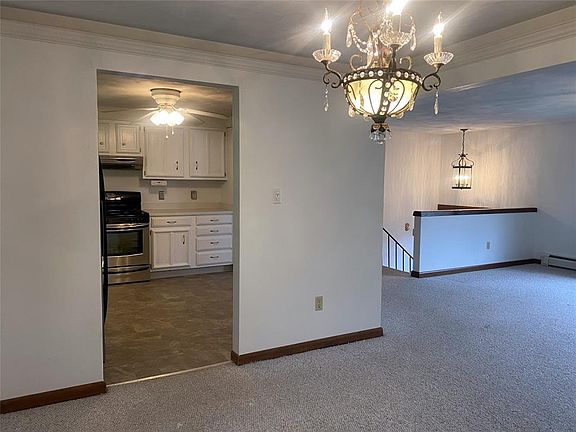 5th image of 4228 Emerson Pl