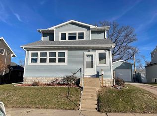 9 N 13th St, Marshalltown, IA 50158