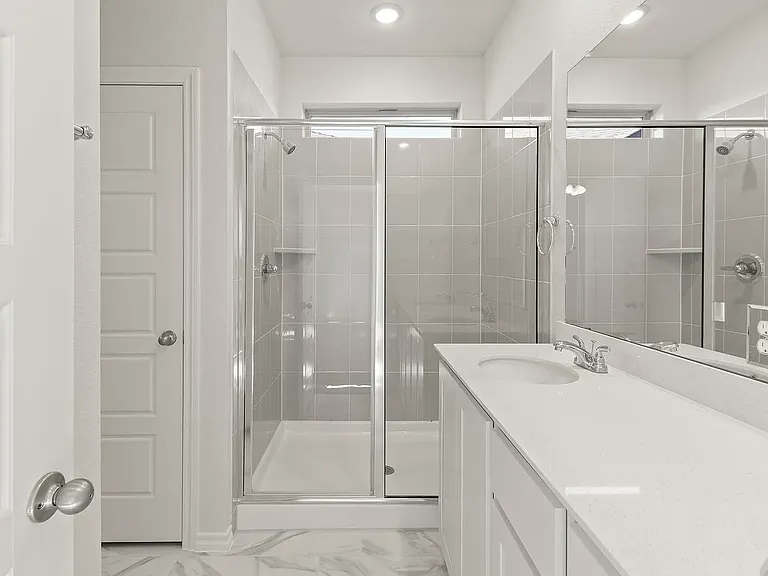 3311 Dahlia Dr — Photo 17