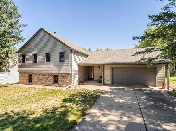 211 Deer Path, Stillwater, MN 55082