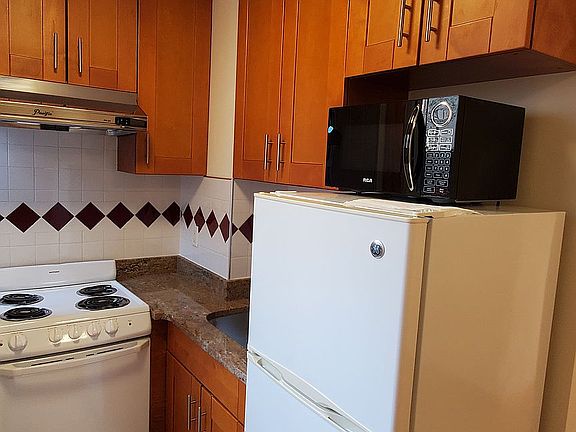 5th image of 82 Bayard St APT 23