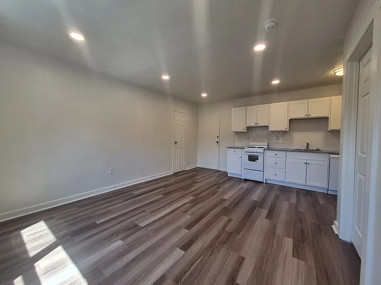 Shadyside Apartments — Photo 73