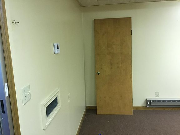 2nd image of 2703 Mahoning Ave Ste 201