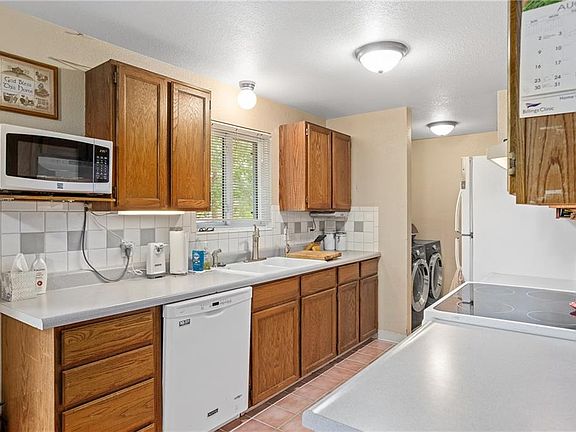 5th image of 3504 Granger Ave S