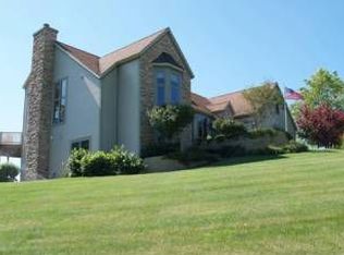 6630 Botany Blf NE, Belmont, MI 49306