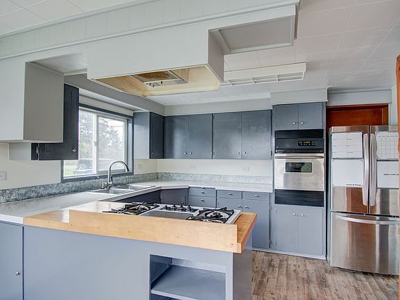 4th image of 741 SE Ely St
