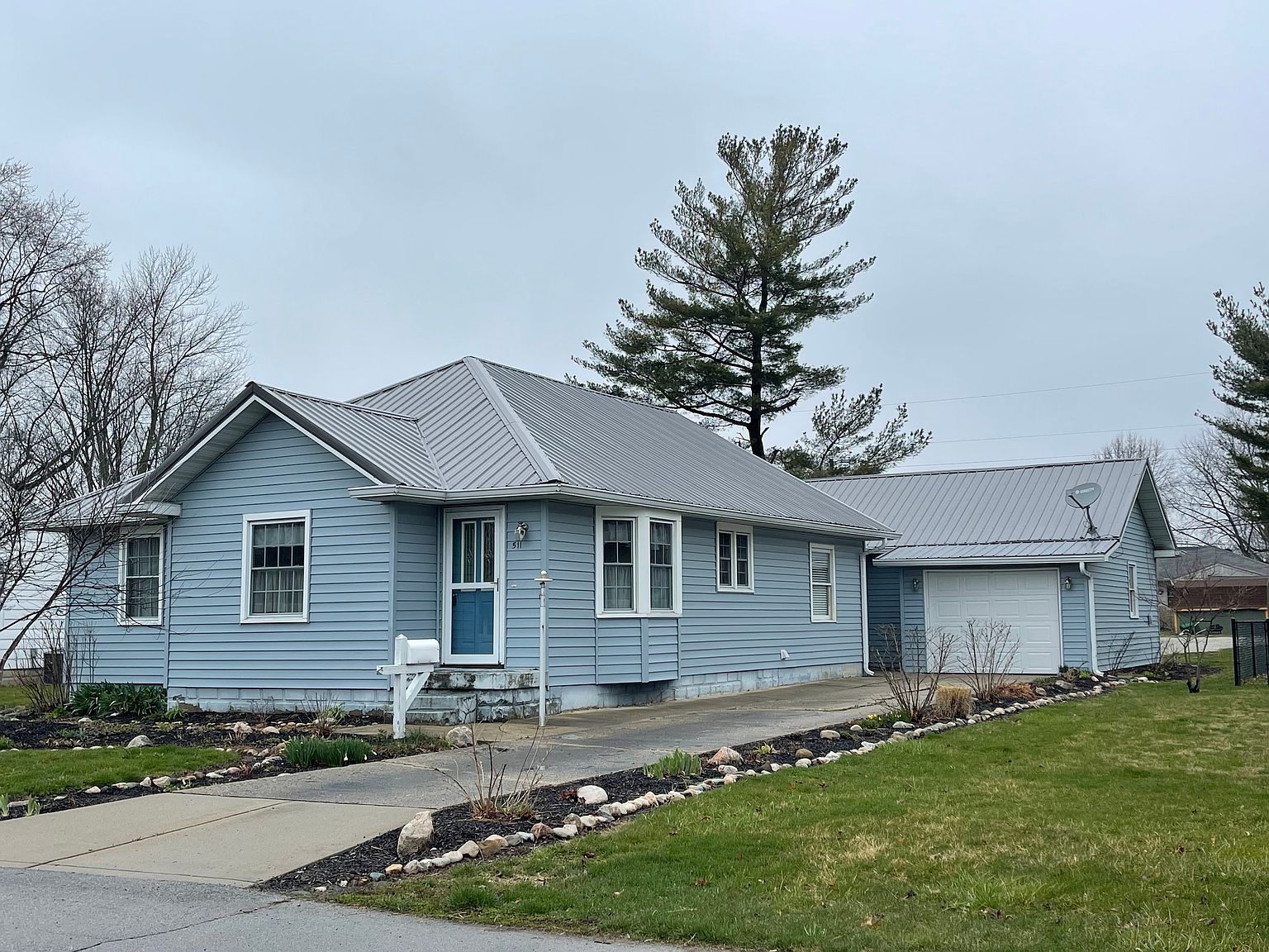 511 E 2nd St, Sheridan, IN 46069 Zillow