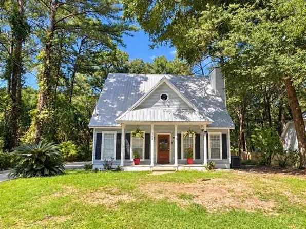 104 Crestview Cir, Daphne, AL 36526