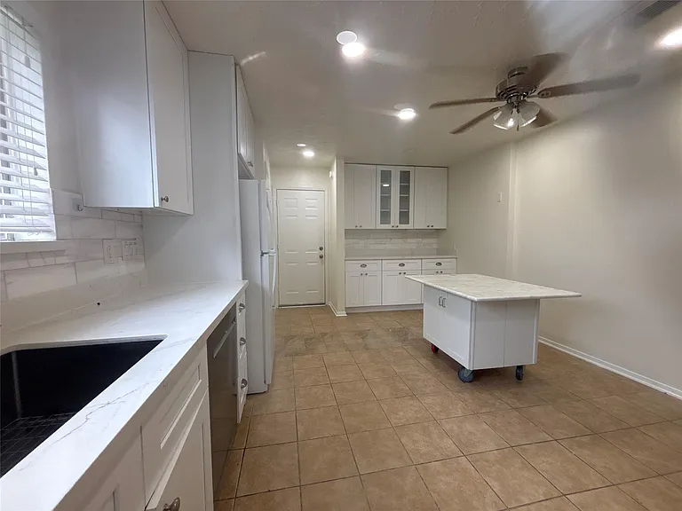 19718 Spanish Needle Dr — Photo 2