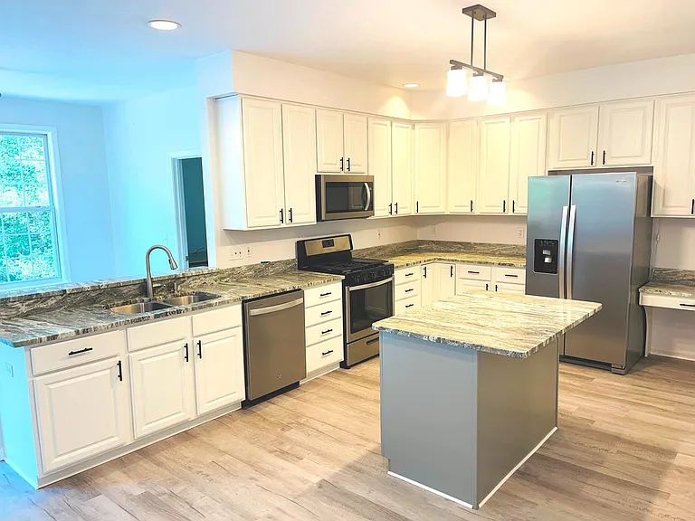 9 Scarlet Oak Cir — Photo 2