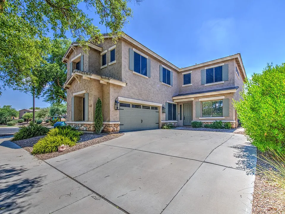4564 S Maverick Ct