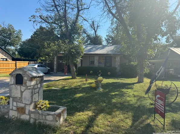 301 S. 12th Street, Junction, TX 76849