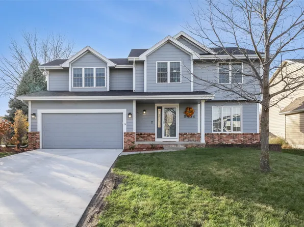 5404 NW 91st St, Johnston, IA 50131