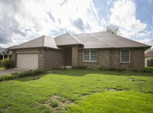 4211 S Sulgrove Ave, Springfield, MO 65804