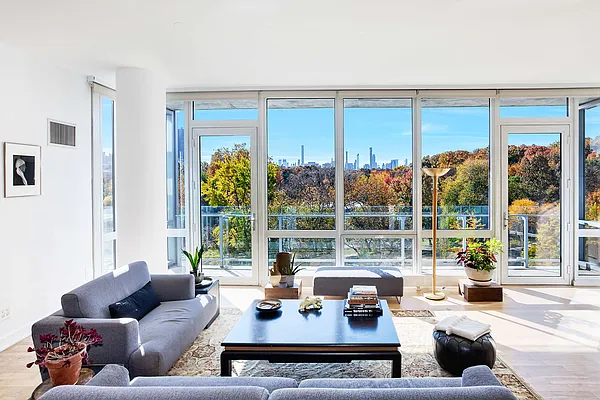 Sold by Isen & Company : Real Estate Advisors | media 19
