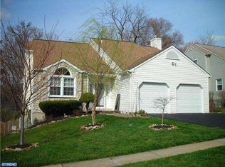 32 Casselberry Dr, Audubon, PA 19403