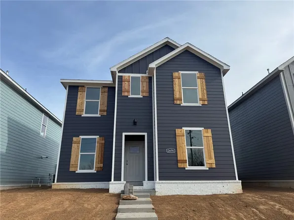 2658 Hughmount Rd, Fayetteville, AR 72704