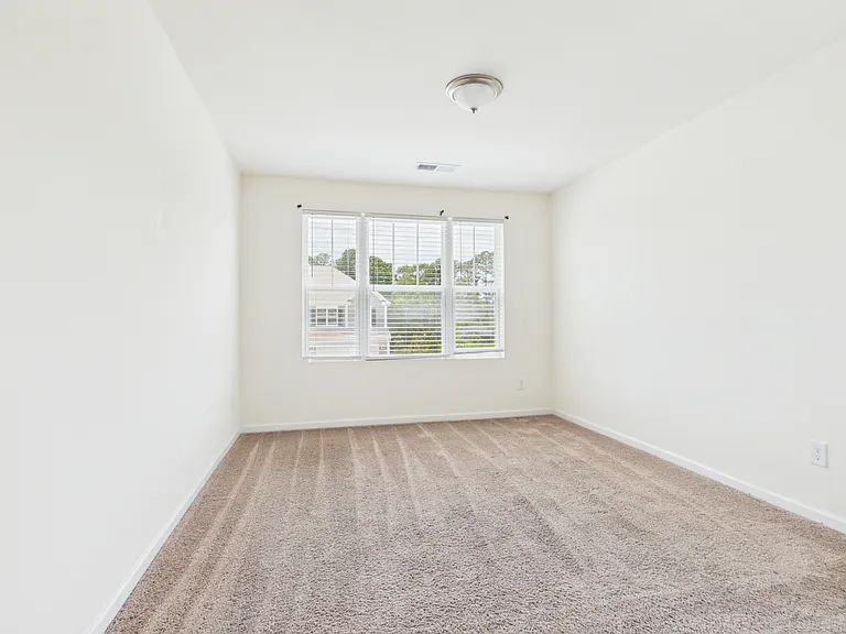 2794 Yeager Dr — Photo 15