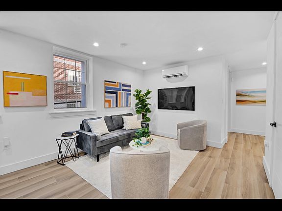 2nd image of 2424 Esplanade #1