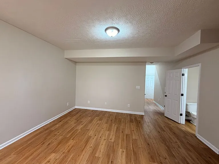 223 Ridgewood Dr — Photo 19