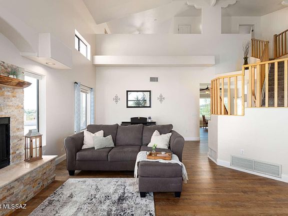 2nd image of 3065 W Calle Gardenias