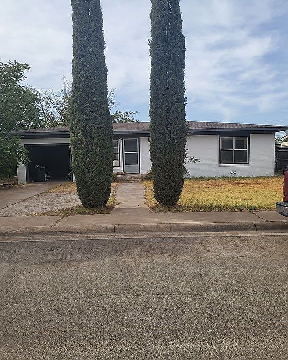 1st image of 1211 E Parker Ave